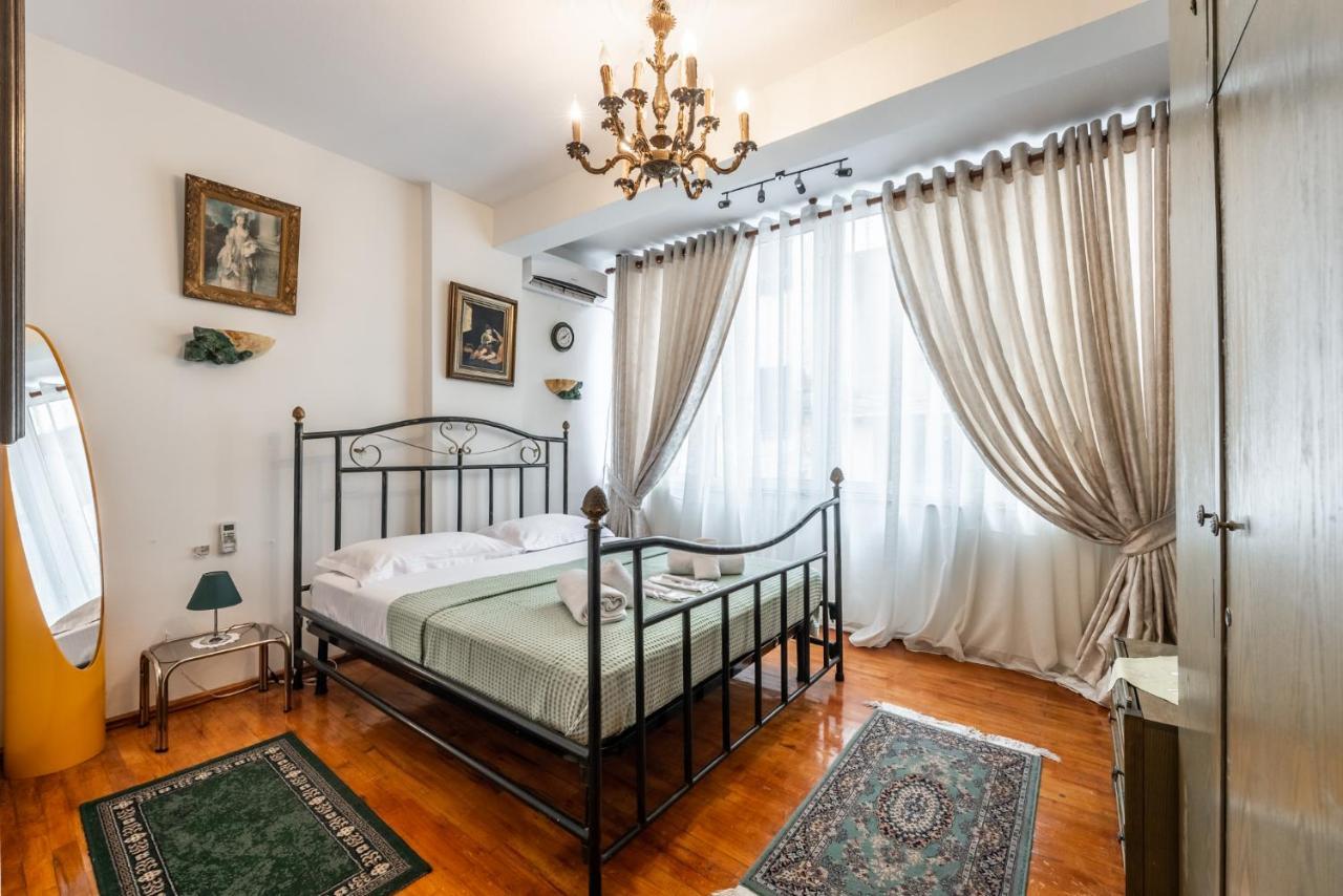 Vintage And Warm 2Br Apartament In Тирана Экстерьер фото